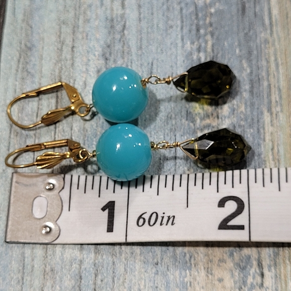 Glass Earrings. - Picture 5 of 6